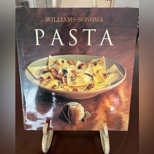 Williams Sonoma Pasta cookbook! 🍝